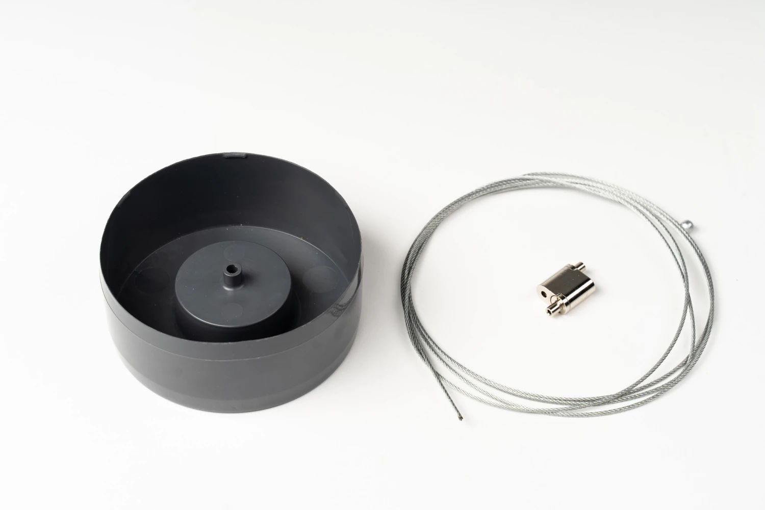 Sissi Strawberry Erdbeerturm Hanging Weiß (4 Etagen) | Erdbeertürme Von Gusta Garden 6 Sissi Strawberry Erdbeerturm Hanging Weiß (4 Etagen) | Erdbeertürme Von Gusta Garden – Bild 4