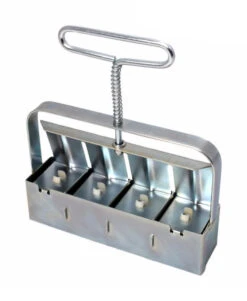 Erdballenpresse Mini 4 Soil Blocker Mit Kleinen Dübeleinsätzen | Erdtopfpressen Von Ladbrooke Soil Blockers 12 Erdballenpresse Mini 4 Soil Blocker Mit Kleinen Dübeleinsätzen | Erdtopfpressen Von Ladbrooke Soil Blockers -Garten- Und Outdoor-Geschäfte 551991 Erdballenpresse Mini 4 Soil Blocker LADMIN4 lsb 0